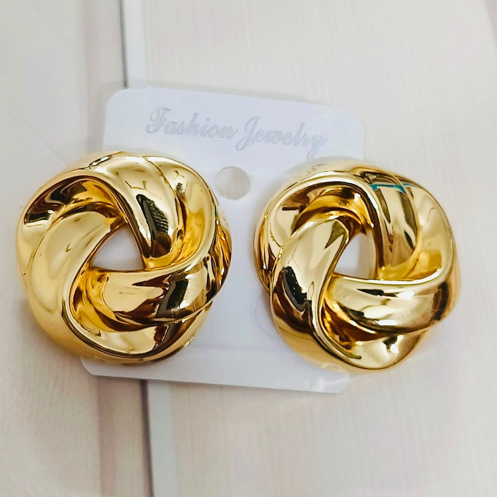 Sassy knot earrings