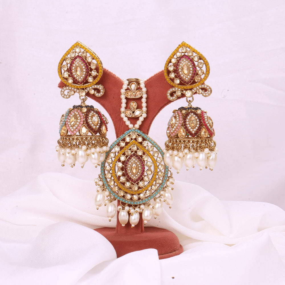 Aheera Jhumki With Tikka