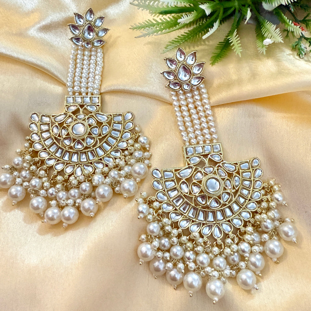 Advita Ivory Gold Earrings